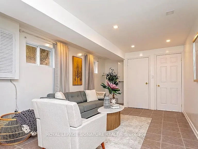 2814 Windjammer Rd #BASEMENT — Photo 10