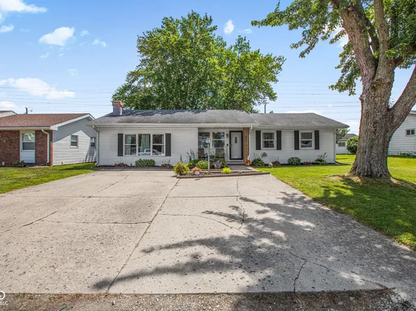 2616 Maple Dr, New Castle, IN 47362