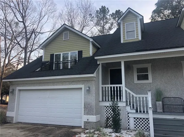1029 Fountain St NE, Townsend, GA 31331