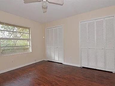 3rd image of 8610 Park Highland Dr