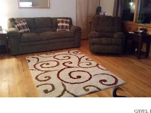 2nd image of 400 Sunflower Dr