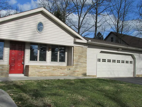 19 Wicklow Ct, Hollidaysburg, PA 16648