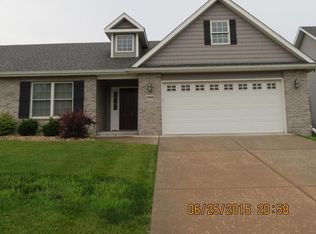 3142 Belmont Pl, Bettendorf, IA 52722