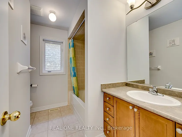 1126 Woodington Ln — Photo 34