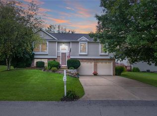 1028 Lexington Dr, Aliquippa, PA