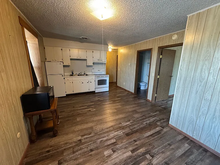 400 E Pike Ave #1 & 2 — Photo 19
