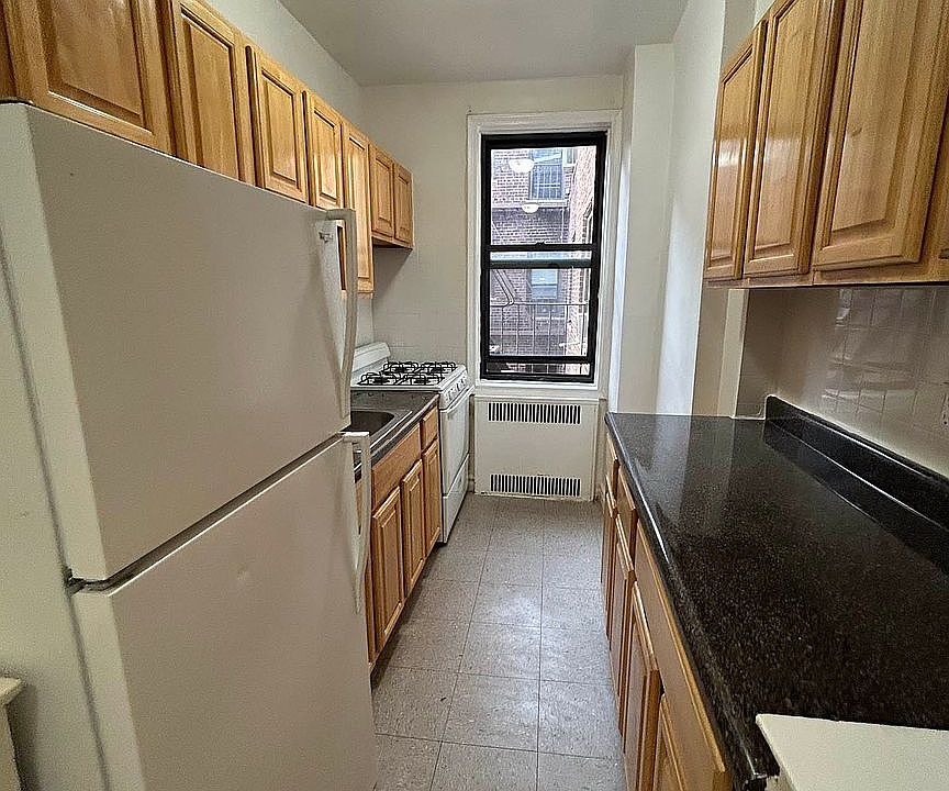 2nd image of 40-11 72nd St #2