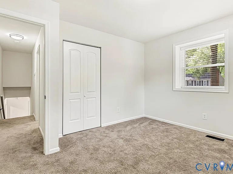 9015 Covewood Rd — Photo 13