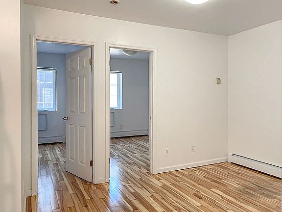 5th image of 4159 70th St