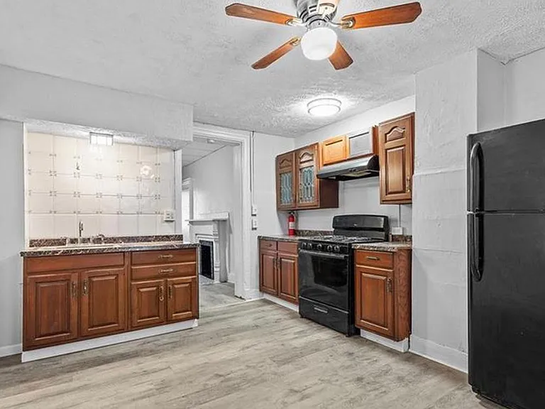 303 Miltenberger St — Photo 10
