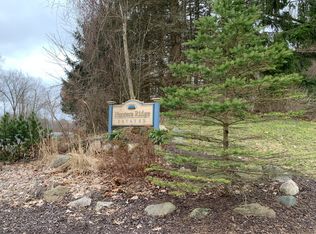 5824 Hunters Rdg, Fennville, MI 49408