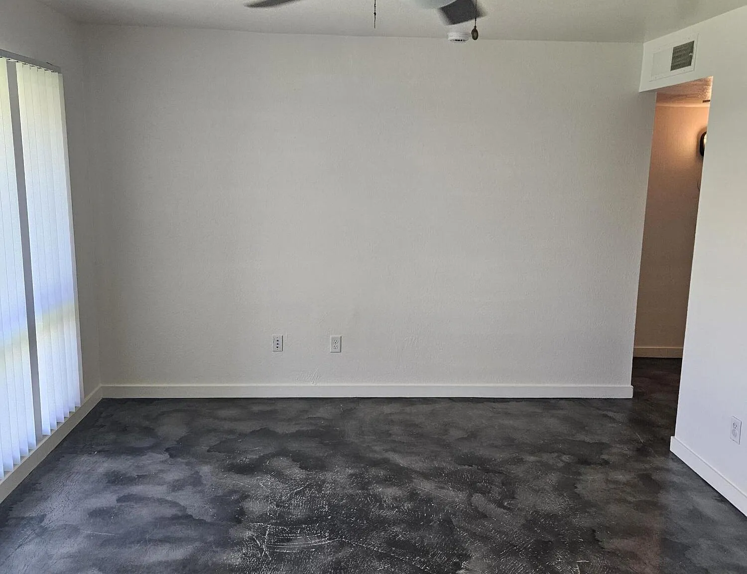 2 bed, 1.0 bath, 875 sqft, $1,650 — Photo 3