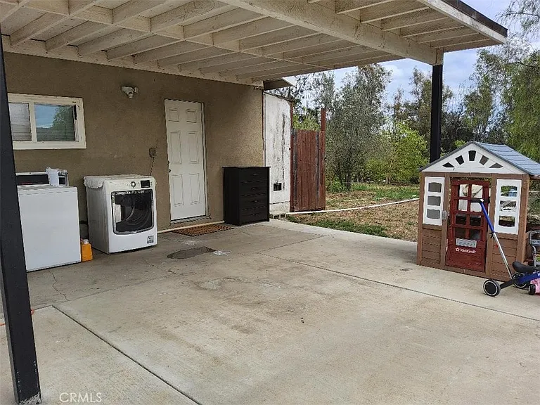 10515 Cypress Ave — Photo 6