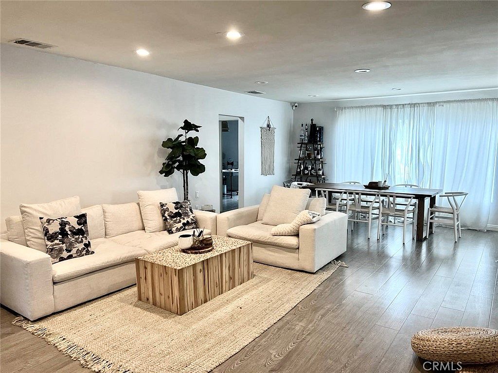 17557 Lemay Pl, Van Nuys, CA 91406 | Zillow