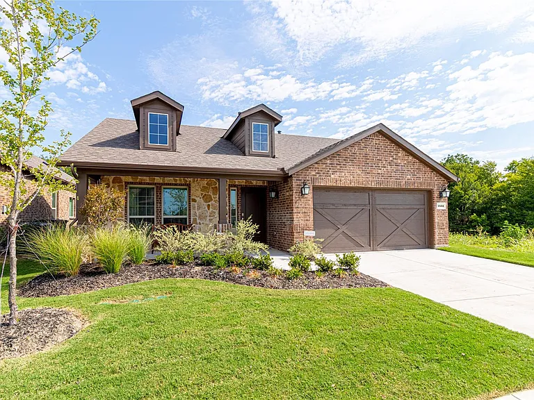 1533 Summit View Ln — Photo 32