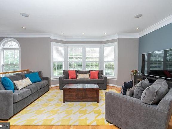 2nd image of 8825 Blue Royale Ln