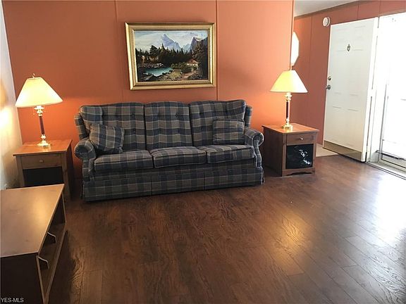 5th image of 25 Brightwood Dr #25