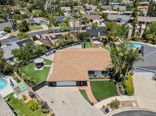 915 W Marcello Ave, Thousand Oaks, CA 91320