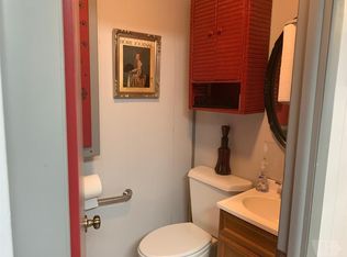 829 Oak St, Burlington, IA 52601