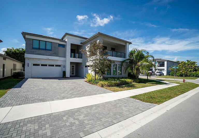 17081 Five Waters Ave — Photo 14