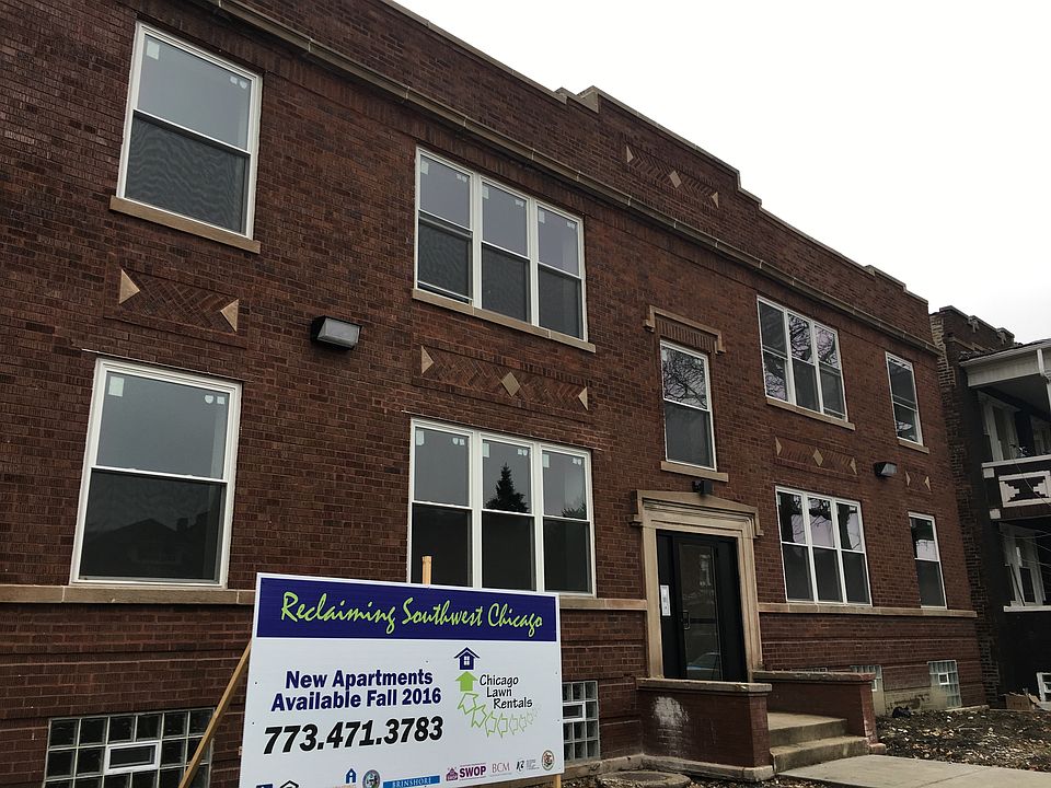 1st image of 6154 S Rockwell St #201