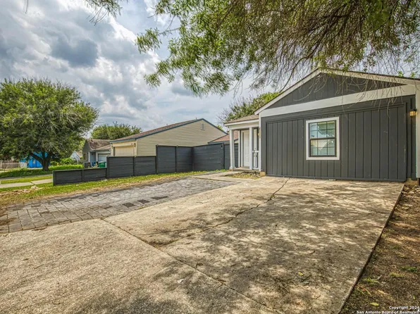 4111 Sunrise Pass, San Antonio, TX 78244