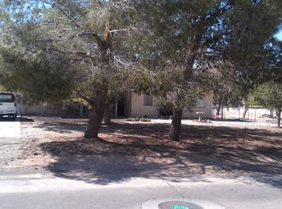 14298 Kiowa Rd, Apple Valley, CA 92307