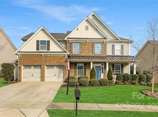 573 Rosemary Ln, Tega Cay, SC 29708