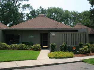 70 Fairway Ln, Hilton Head Island, SC 29928