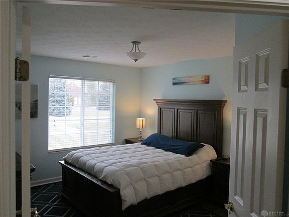 5th image of 3087 Westminster Dr