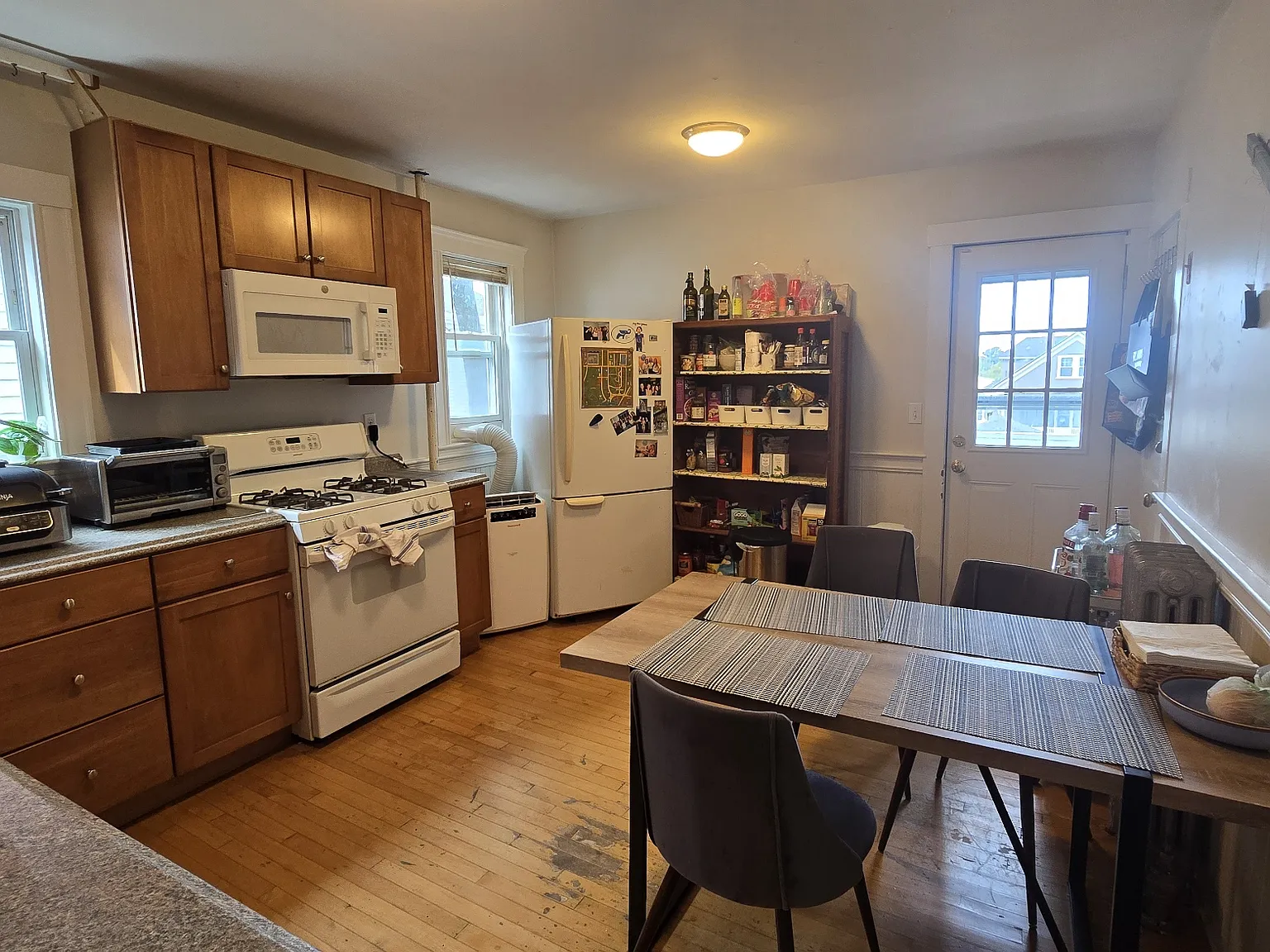 17 Edison Ave — Photo 3