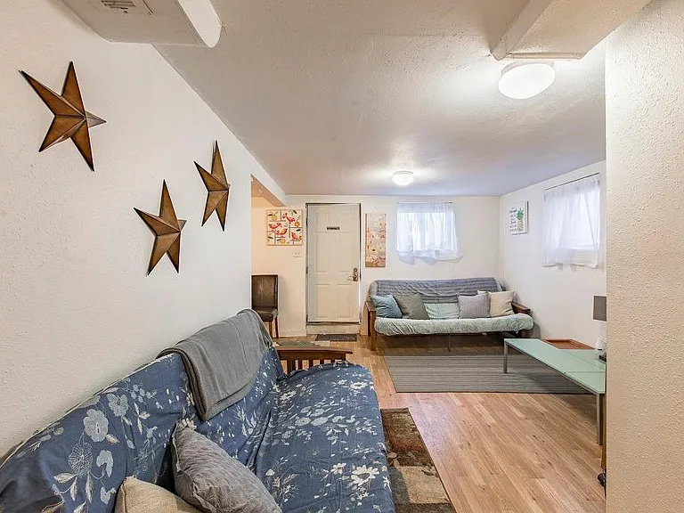 2401 Boylston Ave E #B — Photo 7
