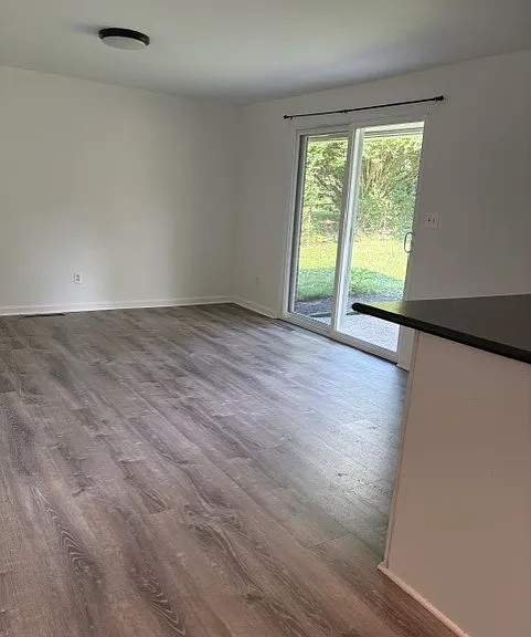 5614 Copenhagen Dr — Photo 11
