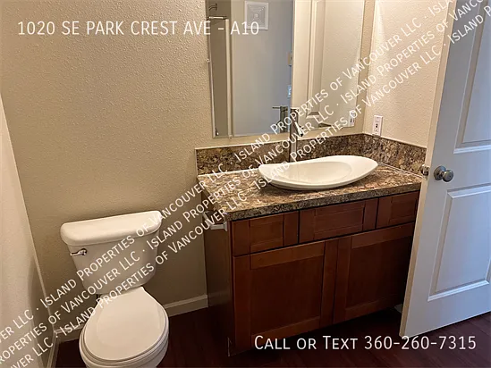 1020 SE Park Crest Ave #A10 — Photo 4