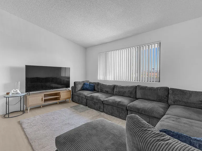 31200 Landau Blvd #408 — Photo 6
