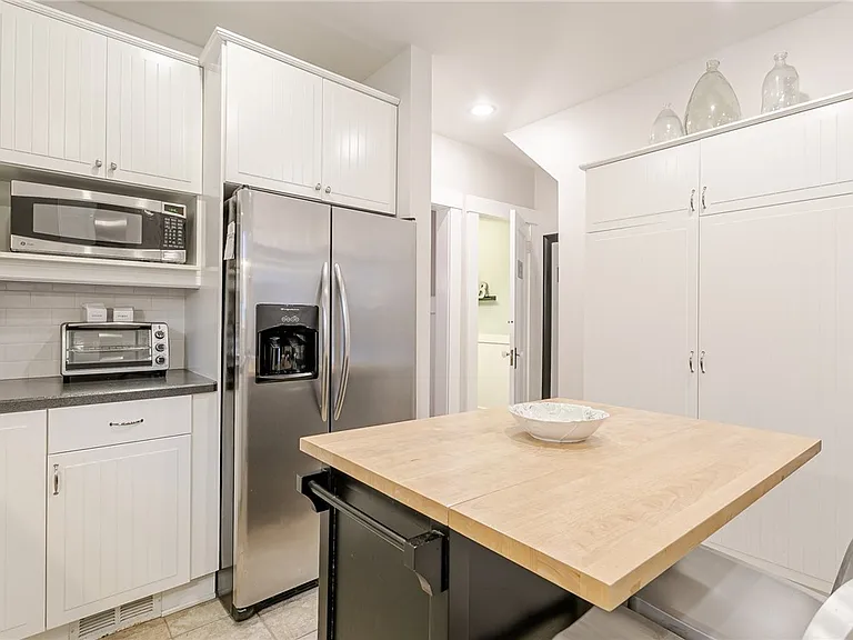 36 Ericsson St — Photo 12