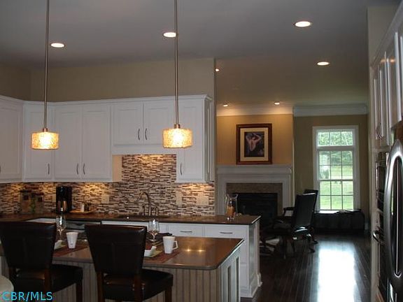 4th image of 149 Keswick Dr