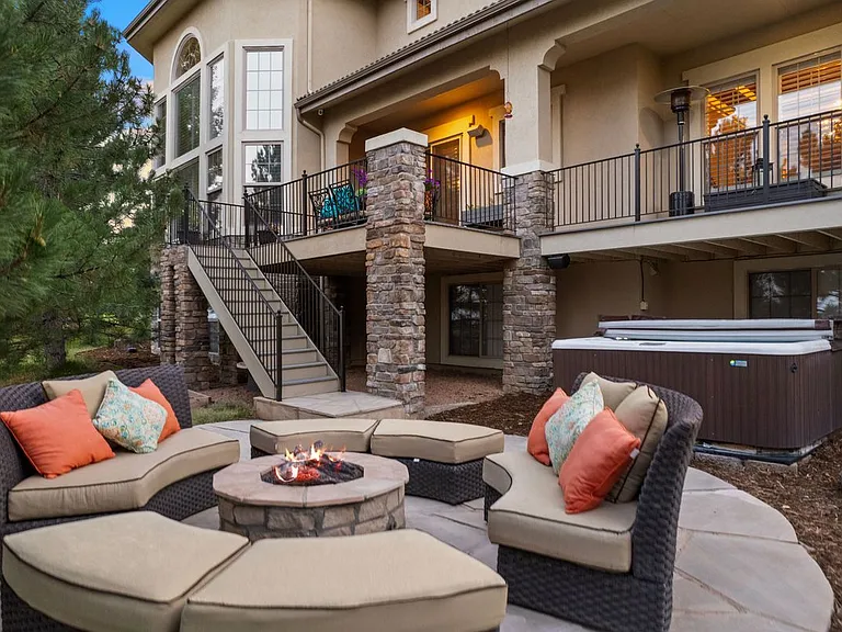 6258 Oxford Peak Ct — Photo 18