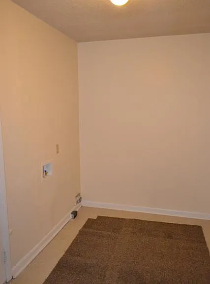 1010 Pineland Ave — Photo 14