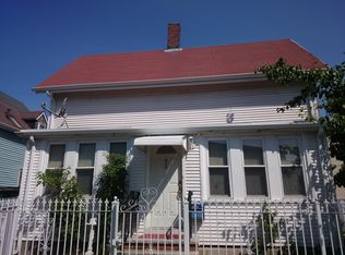 8 Ellsworth St, Dorchester, MA 02122