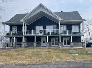 1929 River Rd #B, Ottawa, ON K4M 1B4