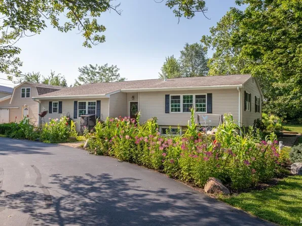 5118 Hursh Rd, Fort Wayne, IN 46845