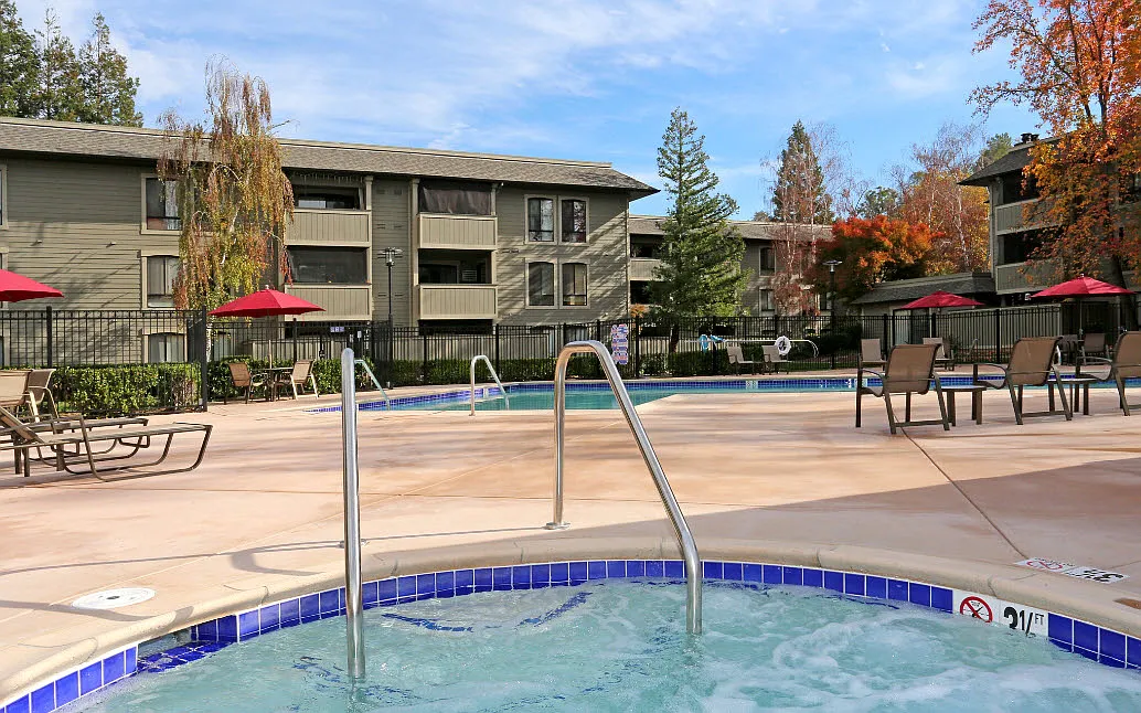 Center Ave, Martinez — Photo 4