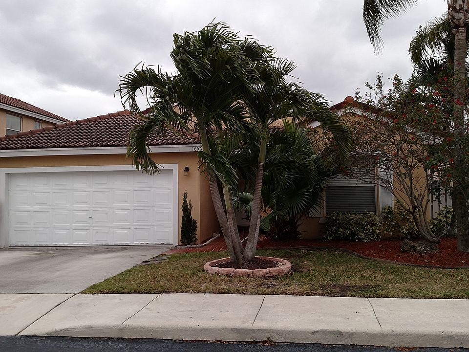 1st image of 16568 NW 5th St
