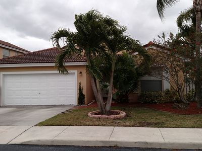 16568 NW 5th St, Pembroke Pines, FL, 33028