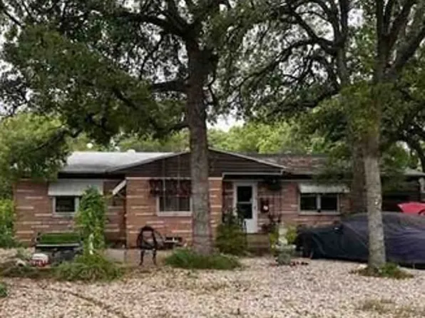 1008 Gaye Ln, Arlington, TX 76012