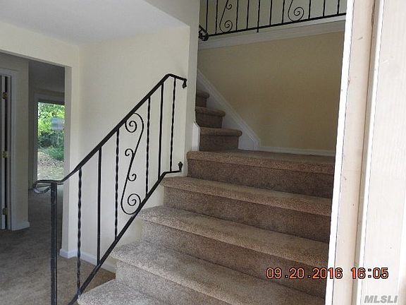 3rd image of 91 Casement Ave