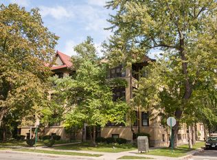 300 N Oak Park Ave P 1, Oak Park, IL 60302