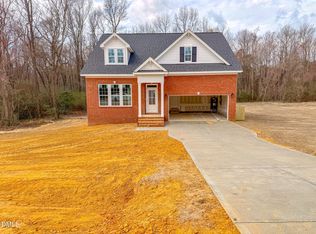 570 Beacon Hill Rd, Lillington, NC 27546