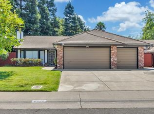 8590 Brentwick Way, Sacramento, CA 95823